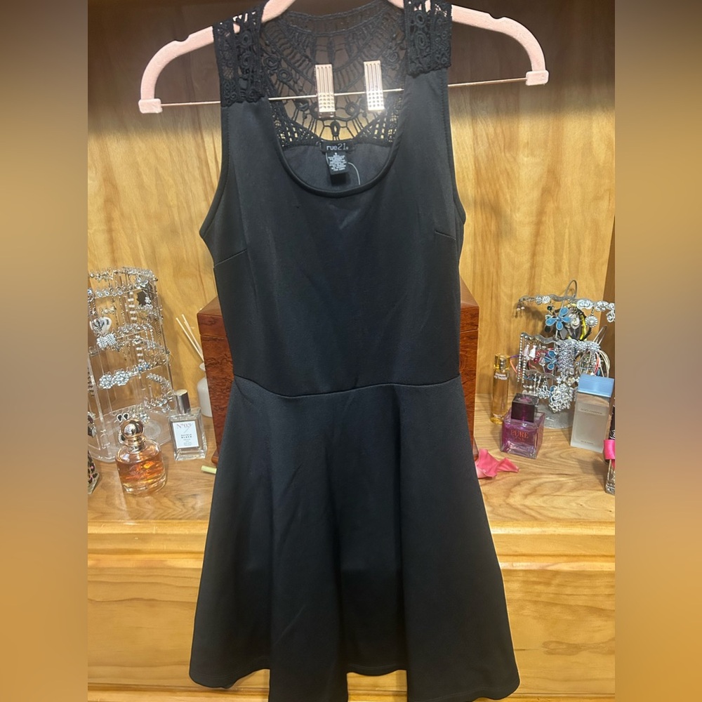 Black dress